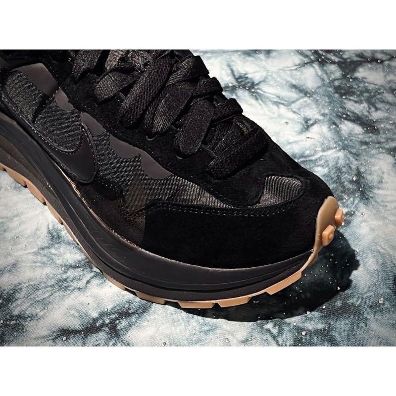 Nike x sacai vaporwaffle 黑膠底聯名款26.5, 他的時尚, 鞋, 運動鞋在