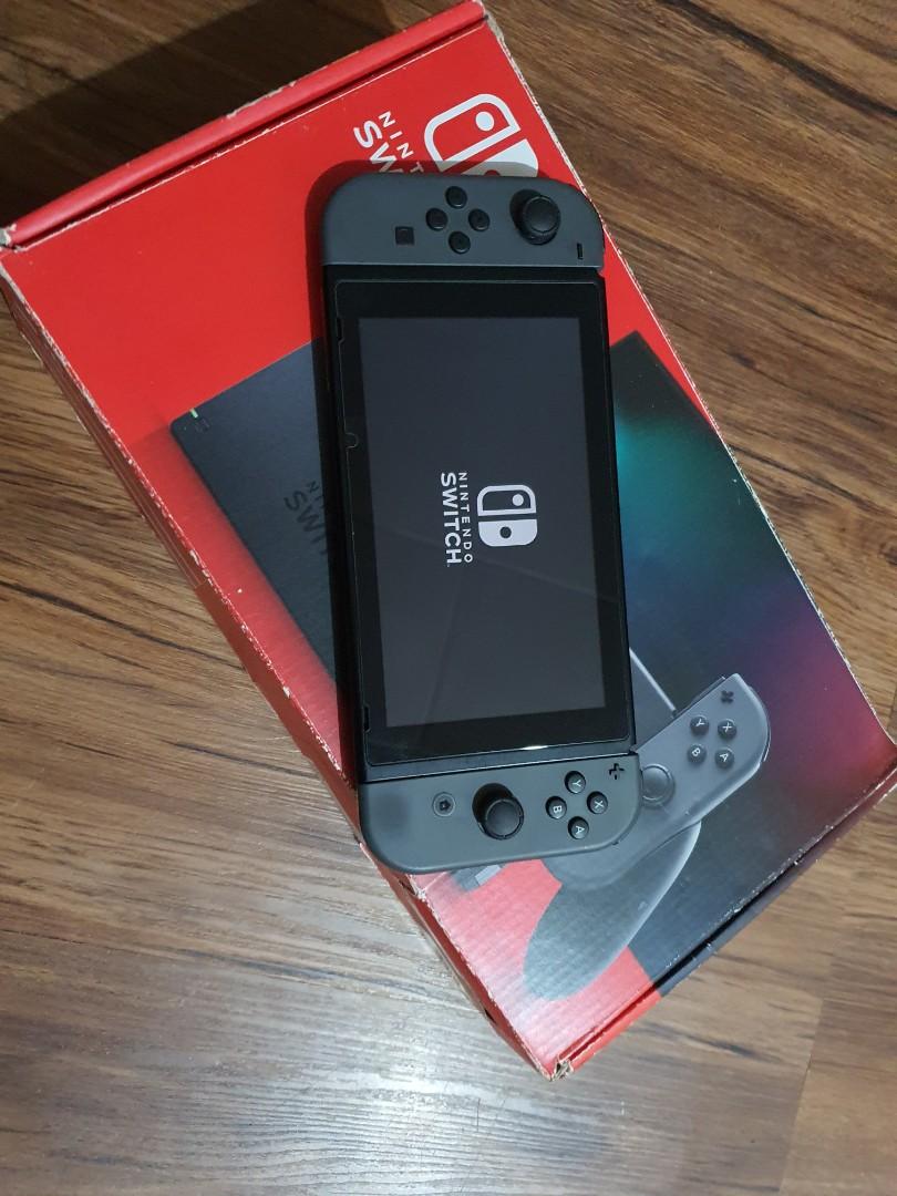Nintendo switch V2 complete set with 32gb sd, Video Gaming, Video Game