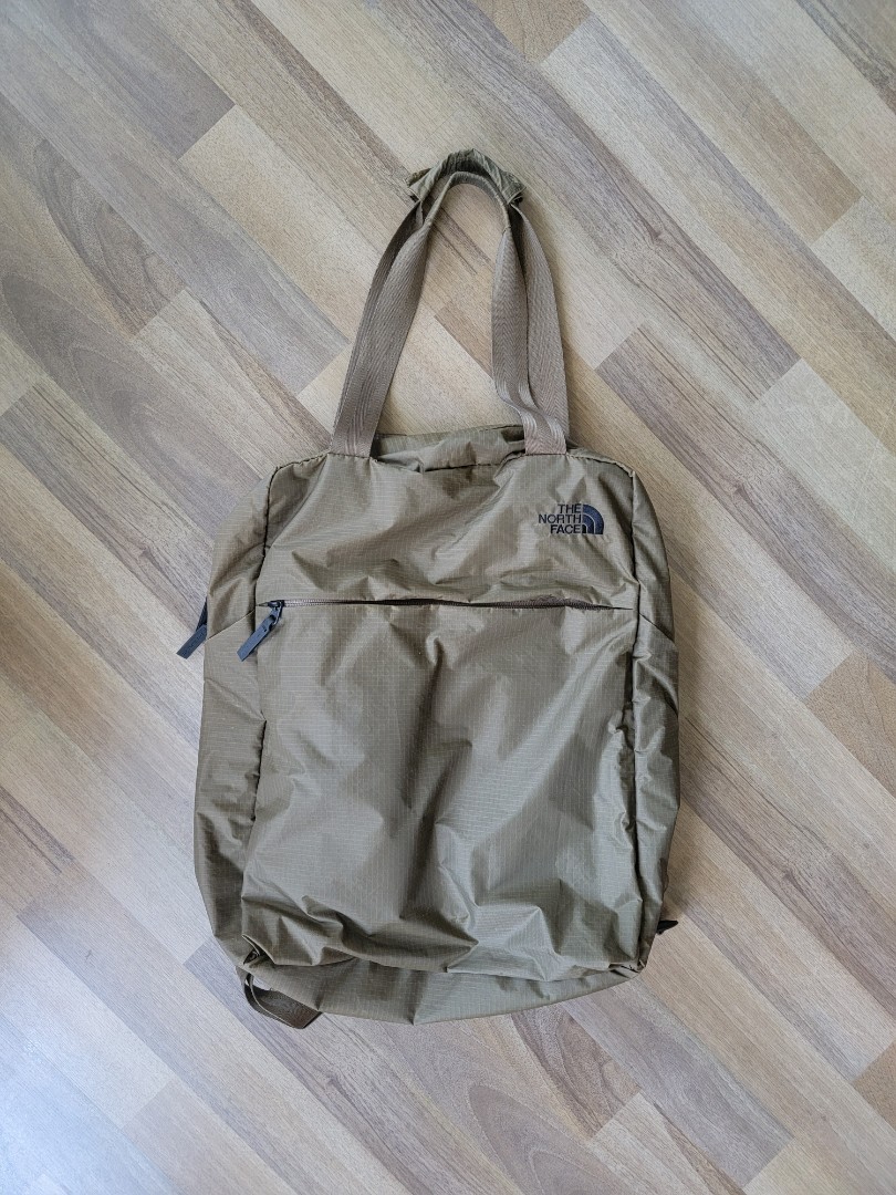 The north sales face glam tote