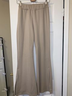 (Category: ) located in . Submitted by nsg.closet (Listing ID 1159776753, Image 1). Description: .