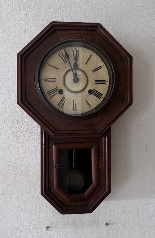Old wind up clock (Seiko), Furniture & Home Living, Home Decor, Clocks