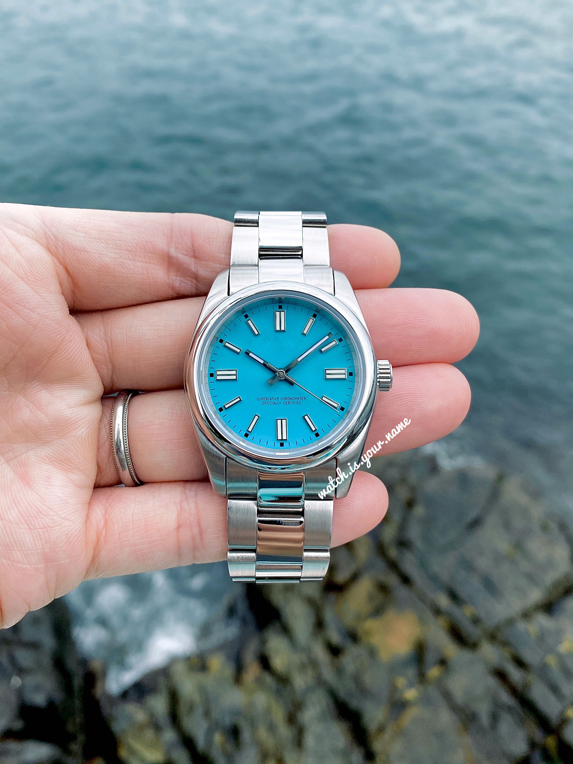 Seiko機芯39mm / 36mm機械腕錶 – Tiffany blue 全新表面, 名牌, 手錶 - Carousell