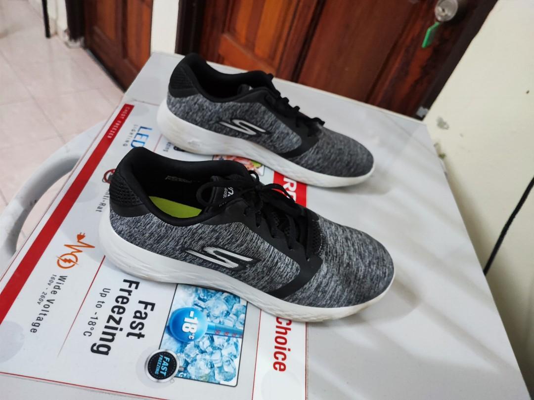Skechers Go Run 600 Men s Fashion Footwear Sneakers on Carousell