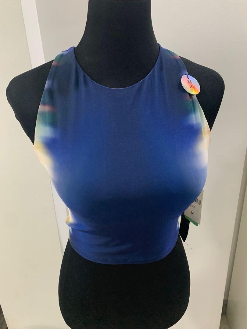 Sports bra (forever 21) (Category: Activewear) located in Pasig City. Submitted by mibella_declutters (Listing ID 1159878228, Image 1). Description: Sports bra Size Medium Rfs: decluttering Shipping c/o buyer .