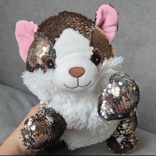 (Category: ) located in . Submitted by tinalings.things (Listing ID 1159780009, Image 1). Description: .