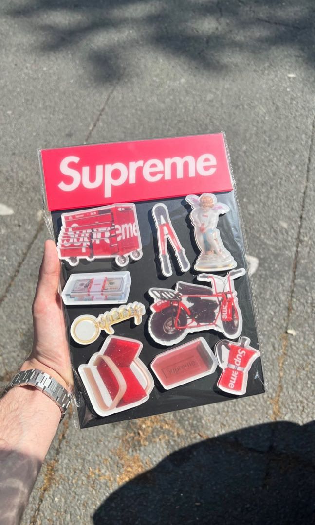 Supreme Magnets (10 Pack), 其他, 其他- Carousell
