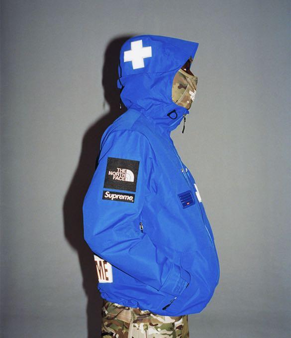 Supreme TNF mountain pro jacket 2022, Men's Fashion, Coats