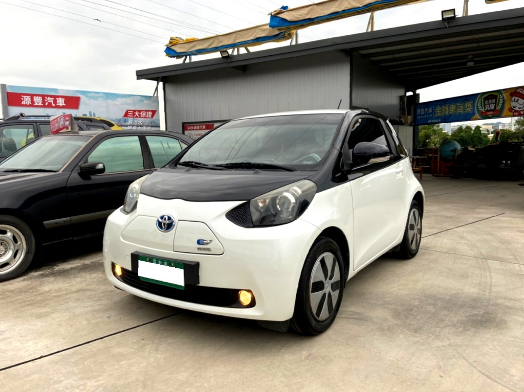 Toyota Iq Ev 13領牌 全台限量 純電 電動車 Iq Ev 都市小精靈 小巧靈活 免加油 免稅金 市區代步 好停車 全貸 免保人 汽車 汽車出售在旋轉拍賣