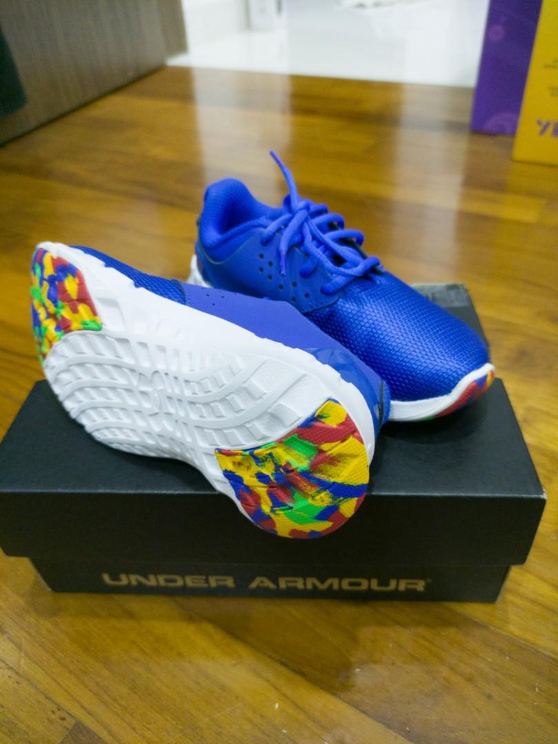 Under Armour Kids Shoe, Babies & Kids, Babies & Kids Fashion on Carousell