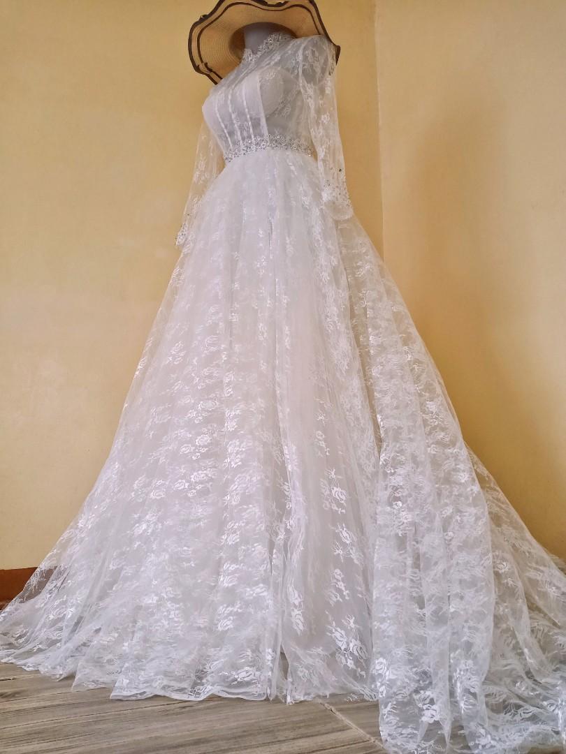 Victorian corset flowy wedding gown, Women's Fashion, Dresses & Sets,  Evening dresses & gowns on Carousell