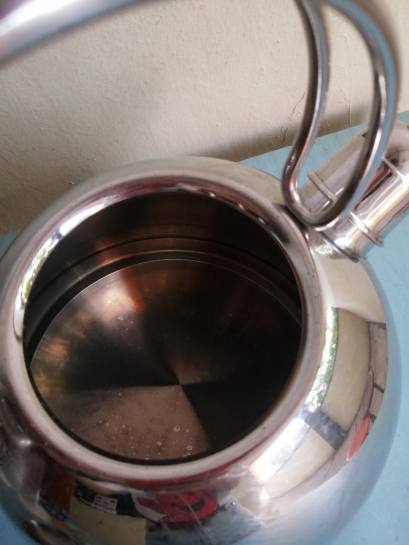 Zwilling Stainless Steel Whistling Kettle, Furniture & Home Living