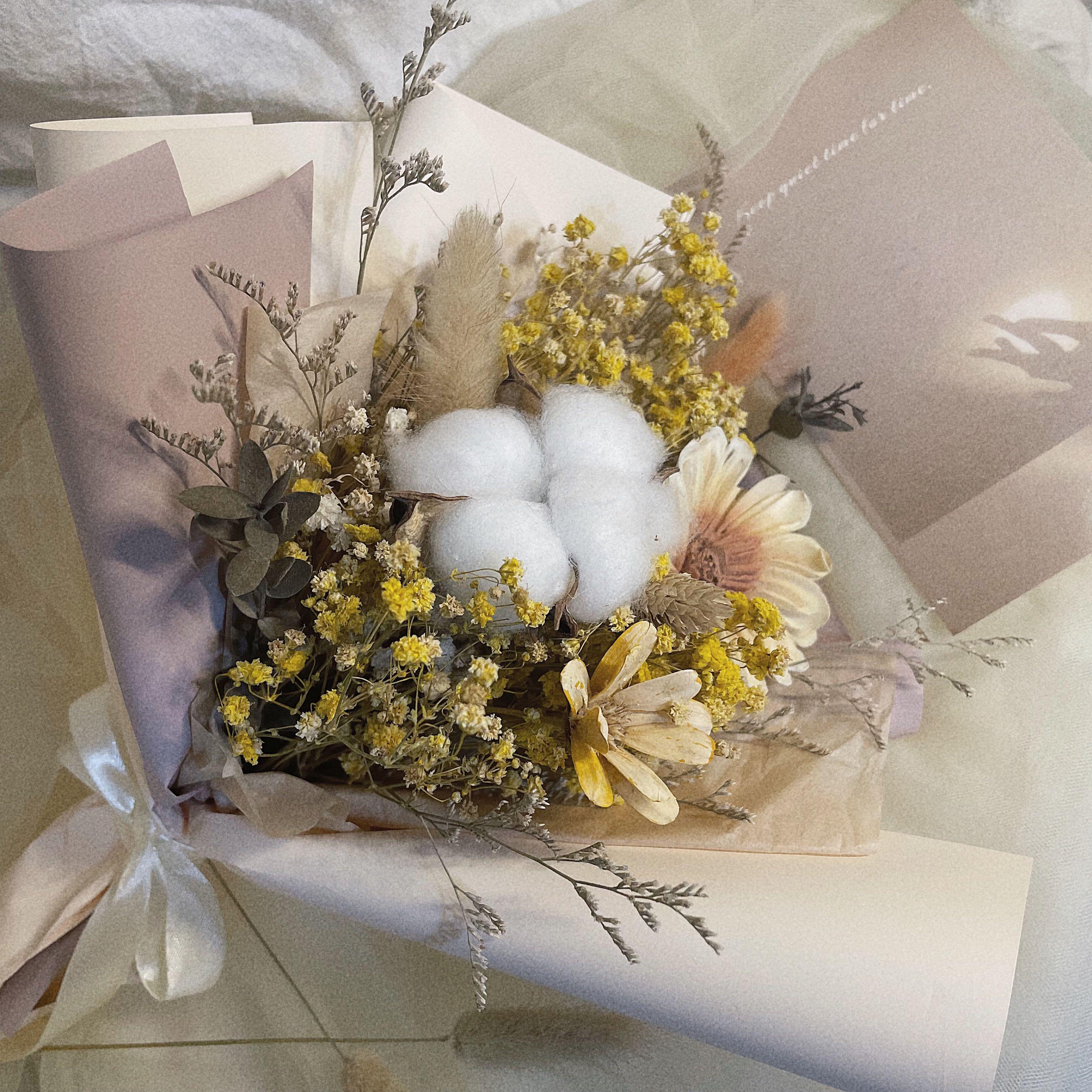 乾燥花束畢業花束永生花情人節棉花 手作設計 手作商品在旋轉拍賣 乾燥花束畢業花束永生花情人節棉花 手作設計 手作商品在旋轉拍賣