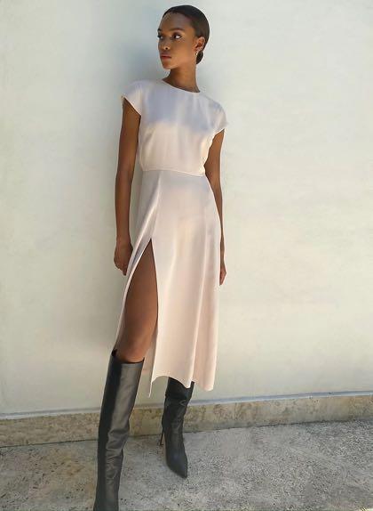 Aritzia hamptons dress discount