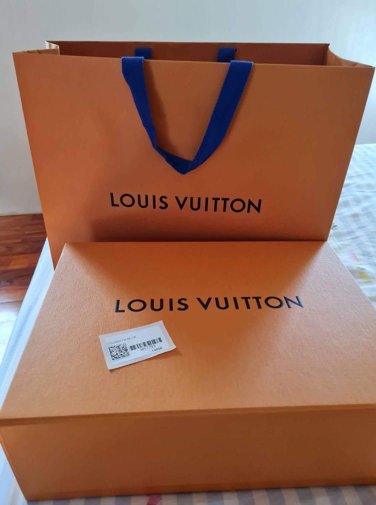 Shop Louis Vuitton NEVERFULL Coussin Pm (M20379, M20378, M57791