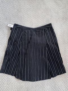 Calvin Klein pleated skort size 8/10