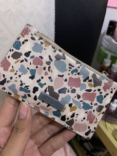 (Kategori: ) berada di . Dikirim oleh syevaaa (ID iklan 1160089197, Gambar 1). Deskripsi: .
