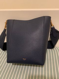 （分類：）位於 。 由 wardrobewolf 提交（商品編號 1160051885，圖片 1）。簡介： 。