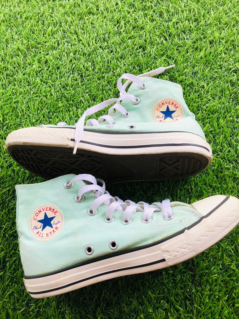 Mint green discount converse high tops