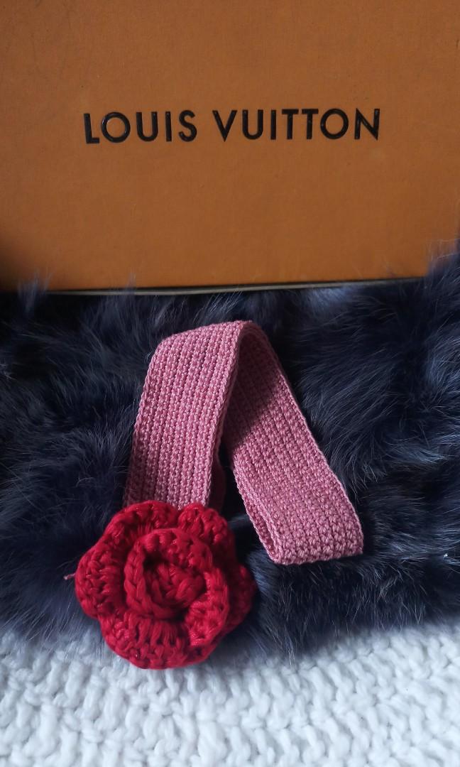 Crochet handle cover for neverfull (Category: Luxury Bags & Wallets) located in Davao. Submitted by purple_stitch87 (Listing ID 1153306189, Image 2). Description: for lv neverfull.