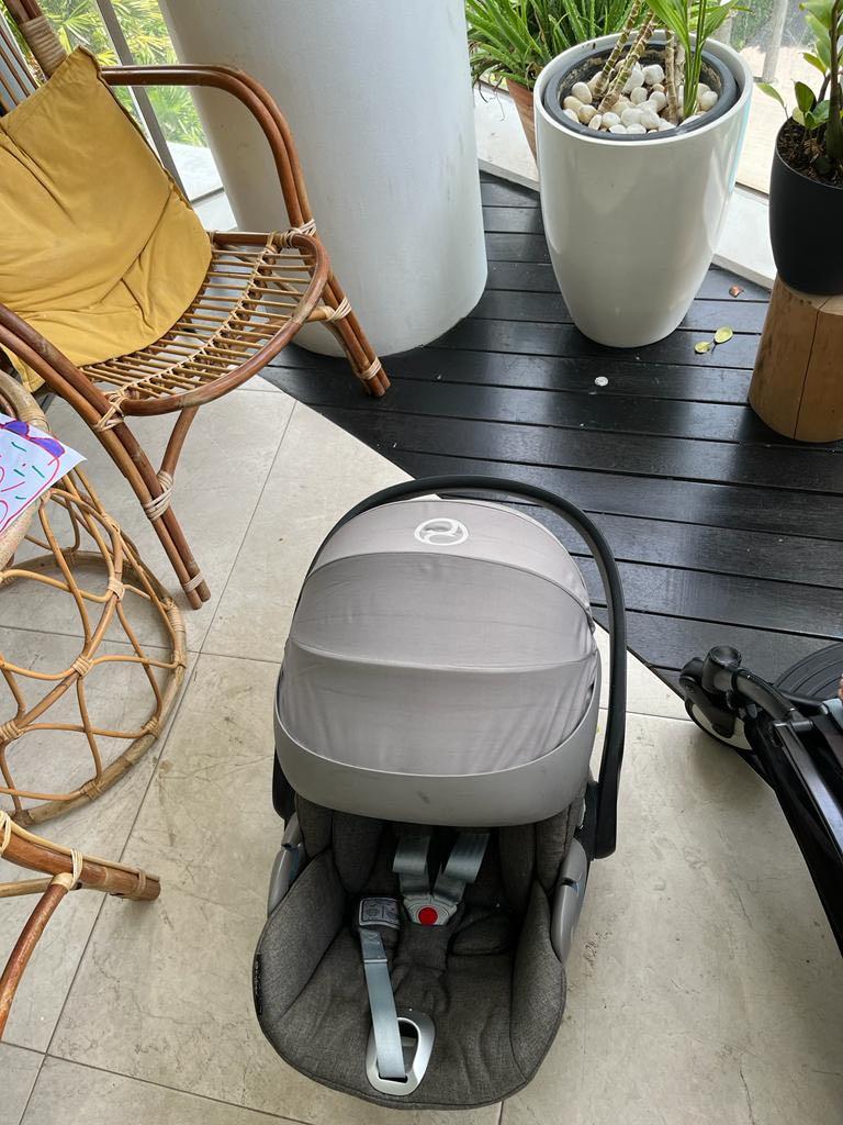 Cybex cloud z car seat, Babies & Kids, Going Out, Strollers on Carousell
