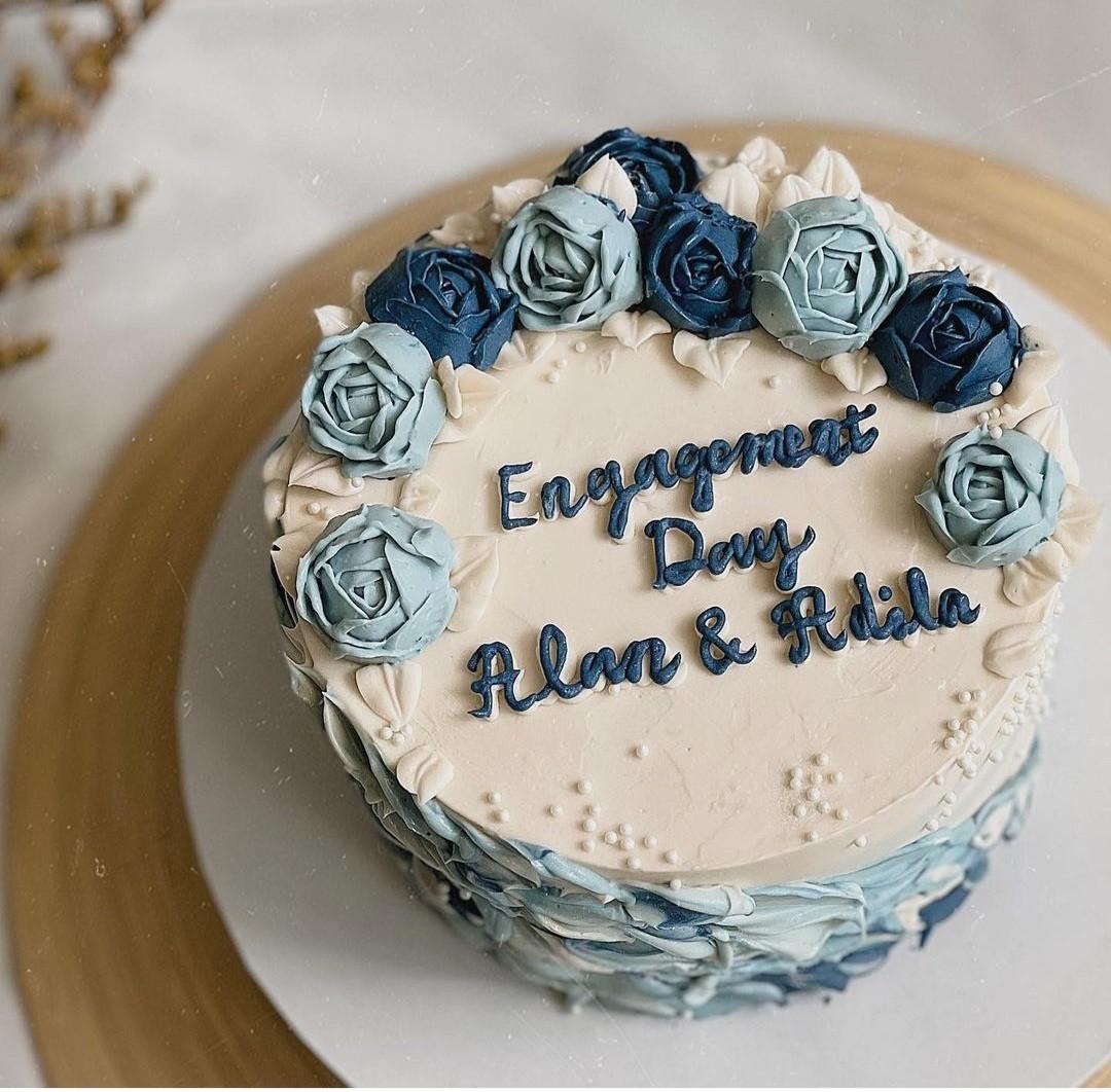 Purple Engagement Cake | Floral Engagement Cake | 2 Tier Engagement Cake –  Liliyum Patisserie & Cafe