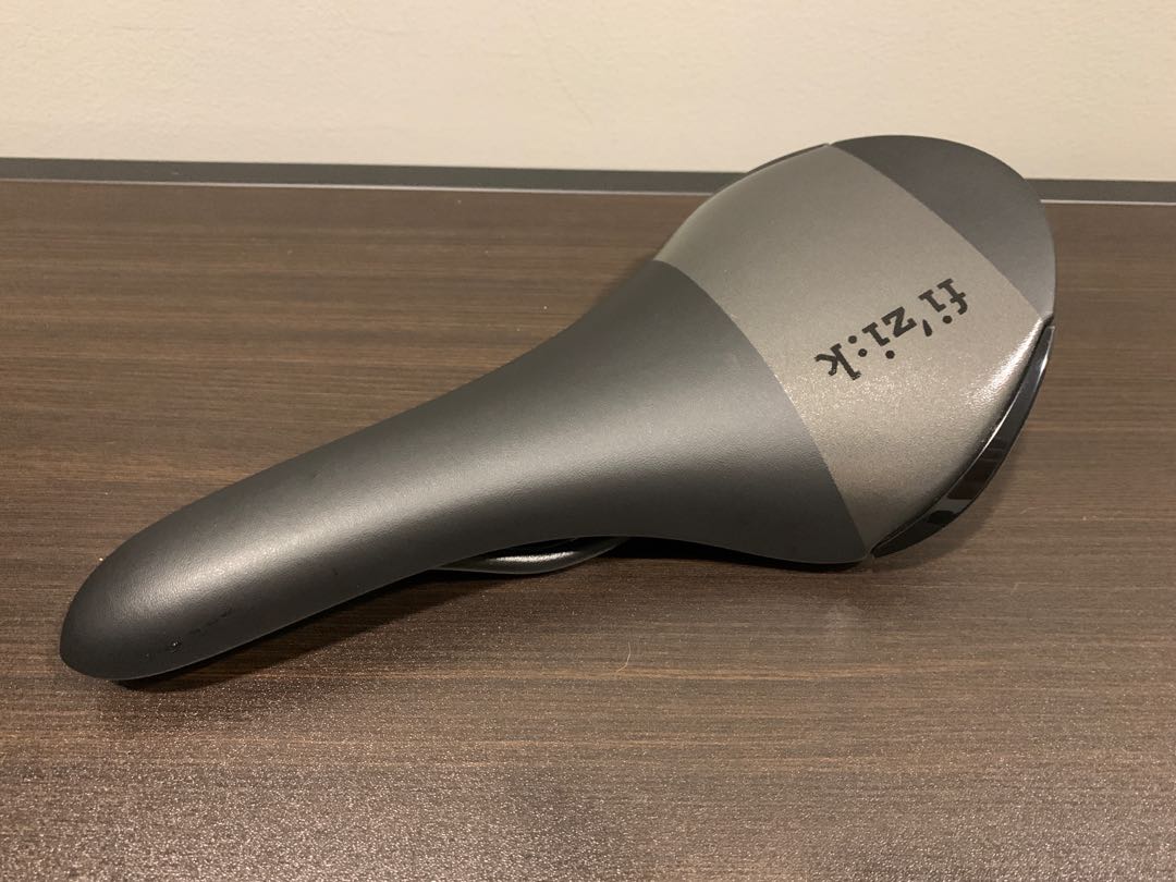 fizik r7 saddle review