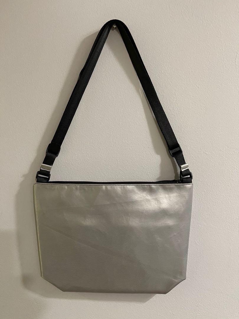 Freitag Lou F553 Shoulder Bag Men s Fashion Bags Sling Bags