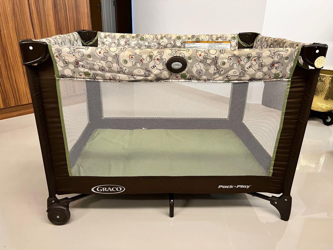 Graco pack and play playpen/crib, Babies & Kids, Baby Nursery & Kids