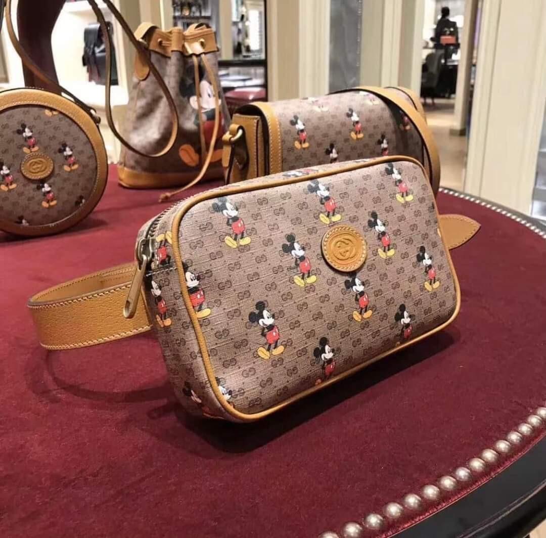 Bag mickey mouse hotsell gucci