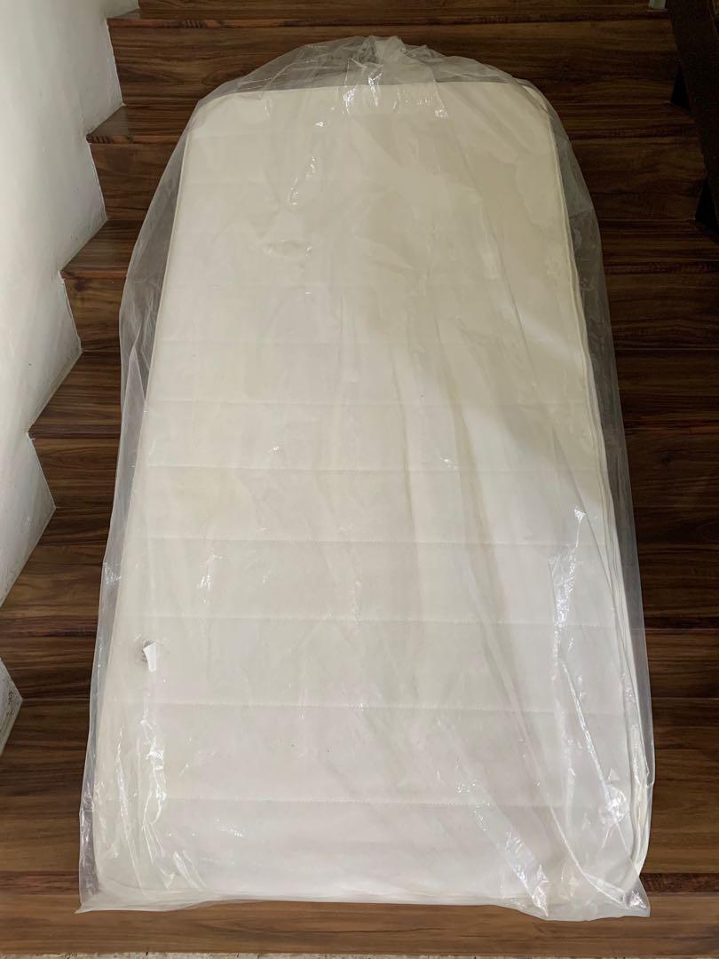 Vyssa cot mattress discount