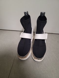 （分類：）位於 。 由 milk0514 提交（商品編號 1159952102，圖片 1）。簡介： 。
