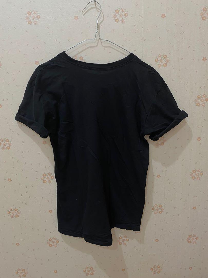 Like New! Kaos hitam return size S
