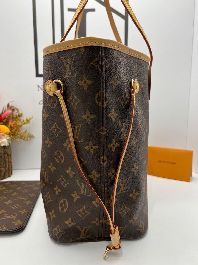 BNIB Louis Vuitton POCHETTE METIS - Bicolor Monogram Empreinte, Luxury,  Bags & Wallets on Carousell
