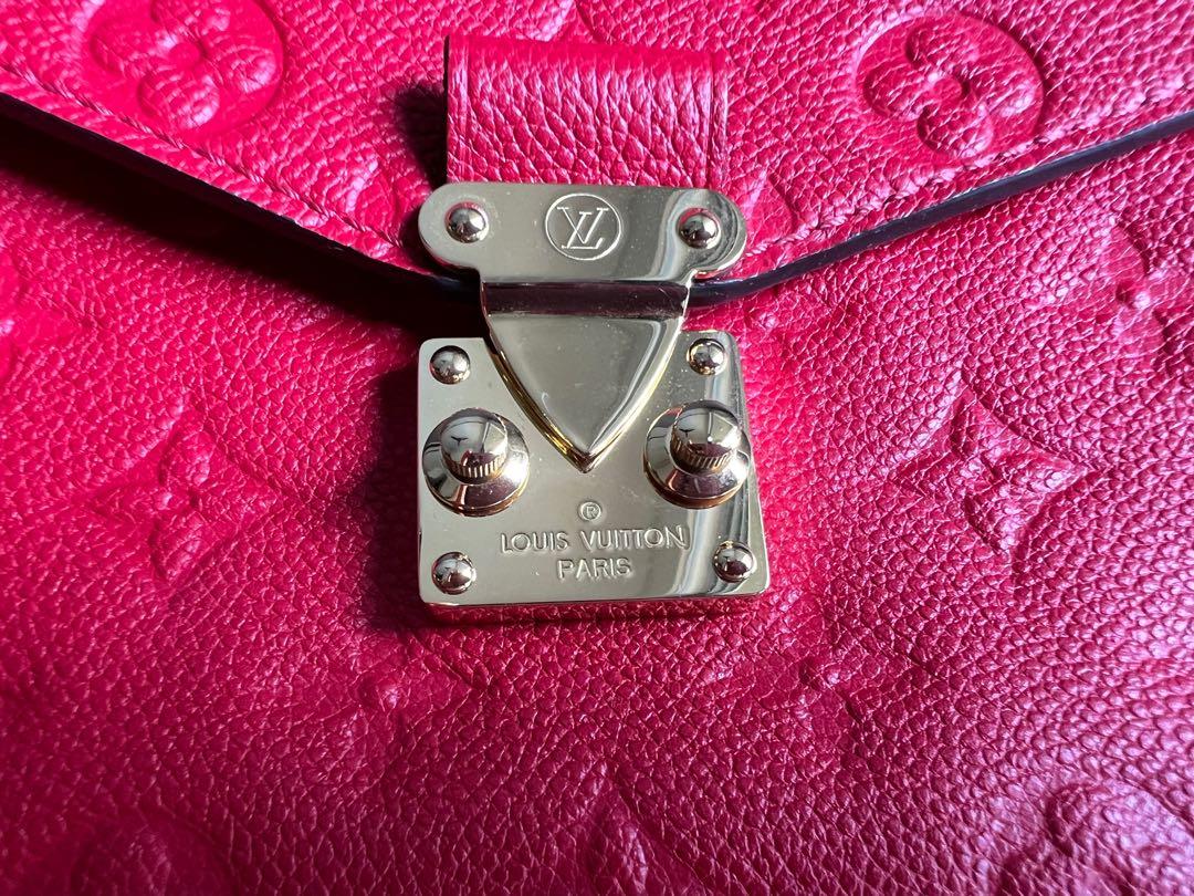 Louis Vuitton Multi Pochette Accessoires REVIEW -Worth it? What fits  inside? Mod Shots 