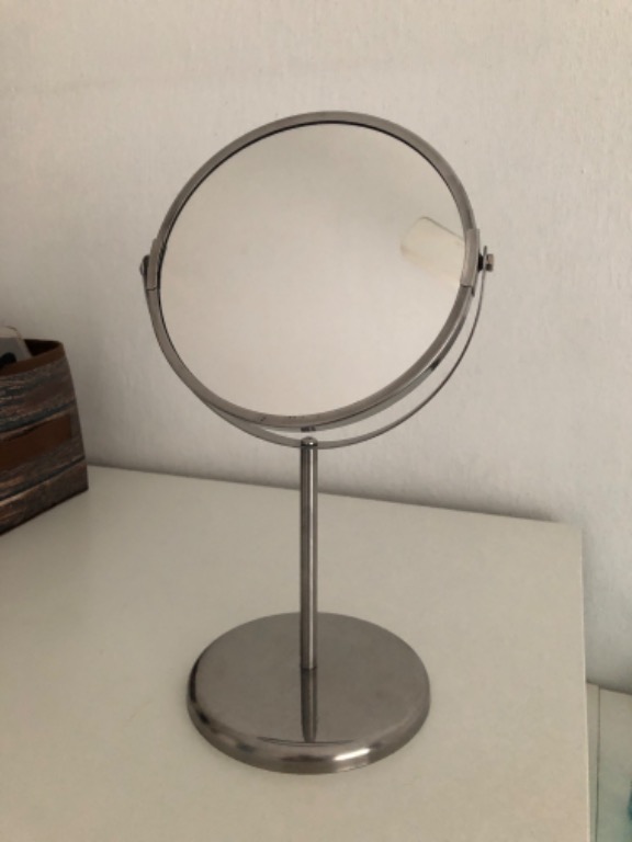 Make up mirror, Furniture & Home Living, Home Decor, Mirrors on Carousell