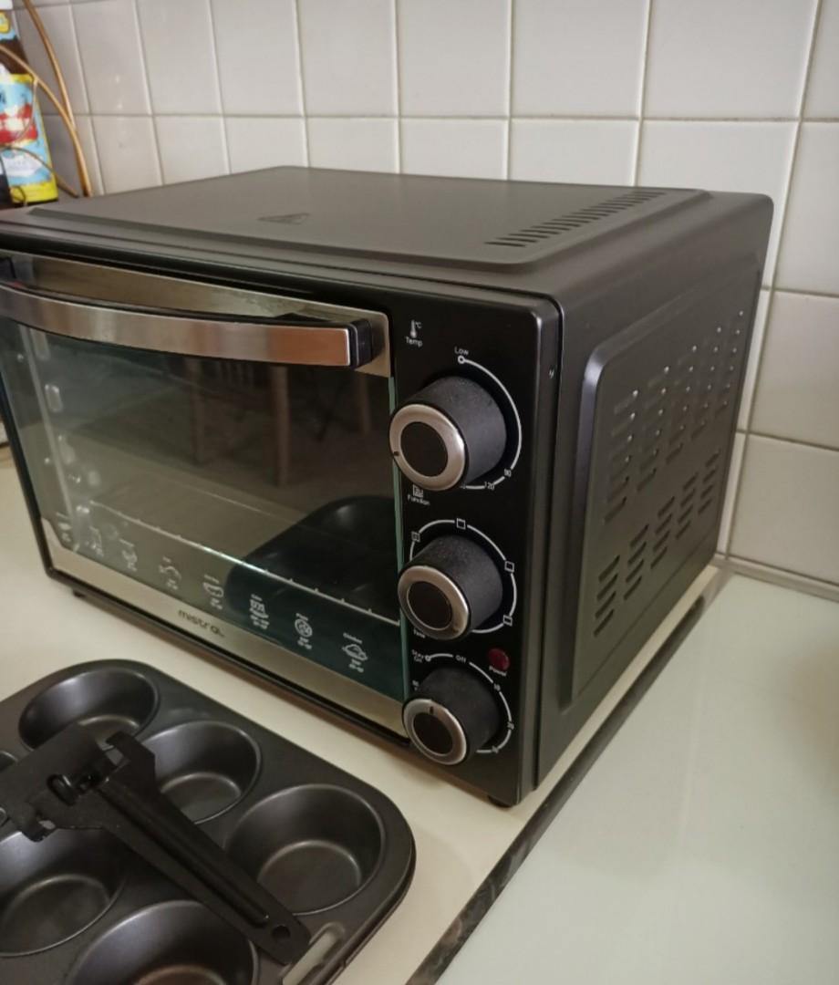 Mistral Electric Oven Moving Out, TV & Home Appliances, Kitchen