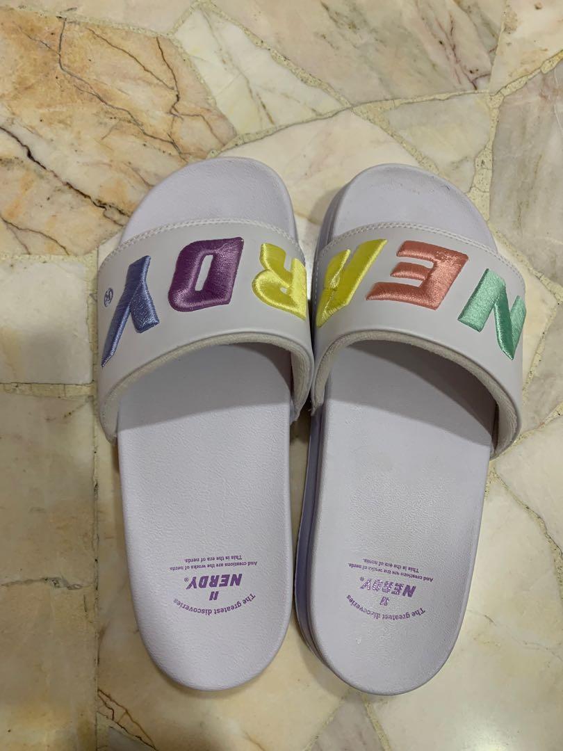 Nerdy slippers top