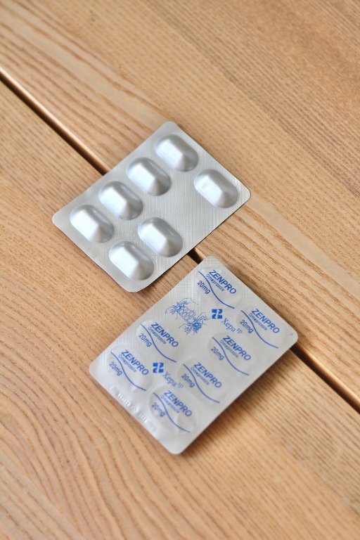 Omeprazole Tablets ( 2 packs of 7 tablets each), Health & Nutrition