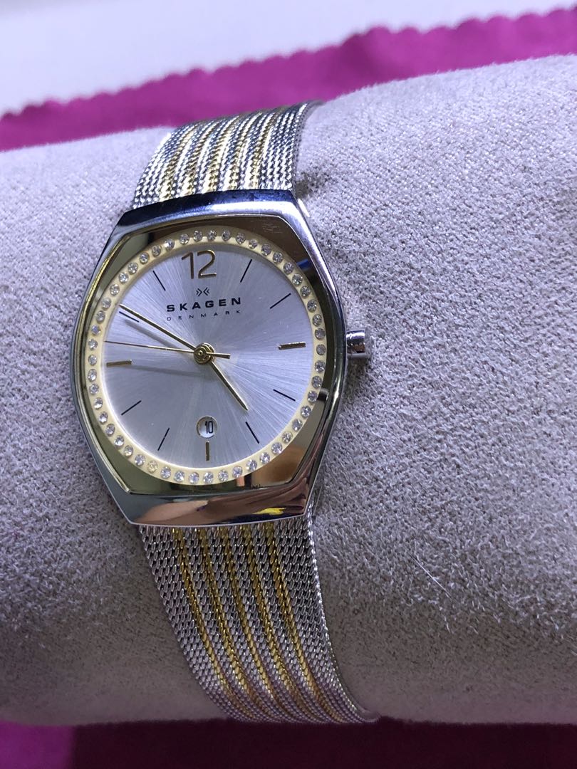 ORIGINAL Skagen Denmark SKW2248 Date Dial 2 Tone Stainless Steel