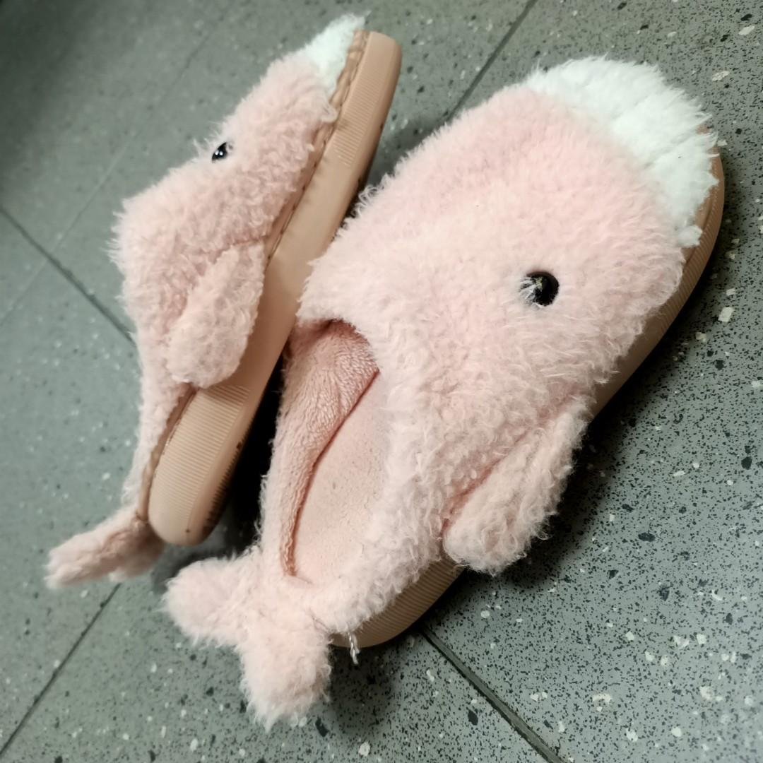 Pastel fluffy slippers 2025