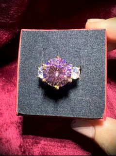 (Category: ) located in . Submitted by alice24.tae (Listing ID 1160088007, Image 1). Description: .