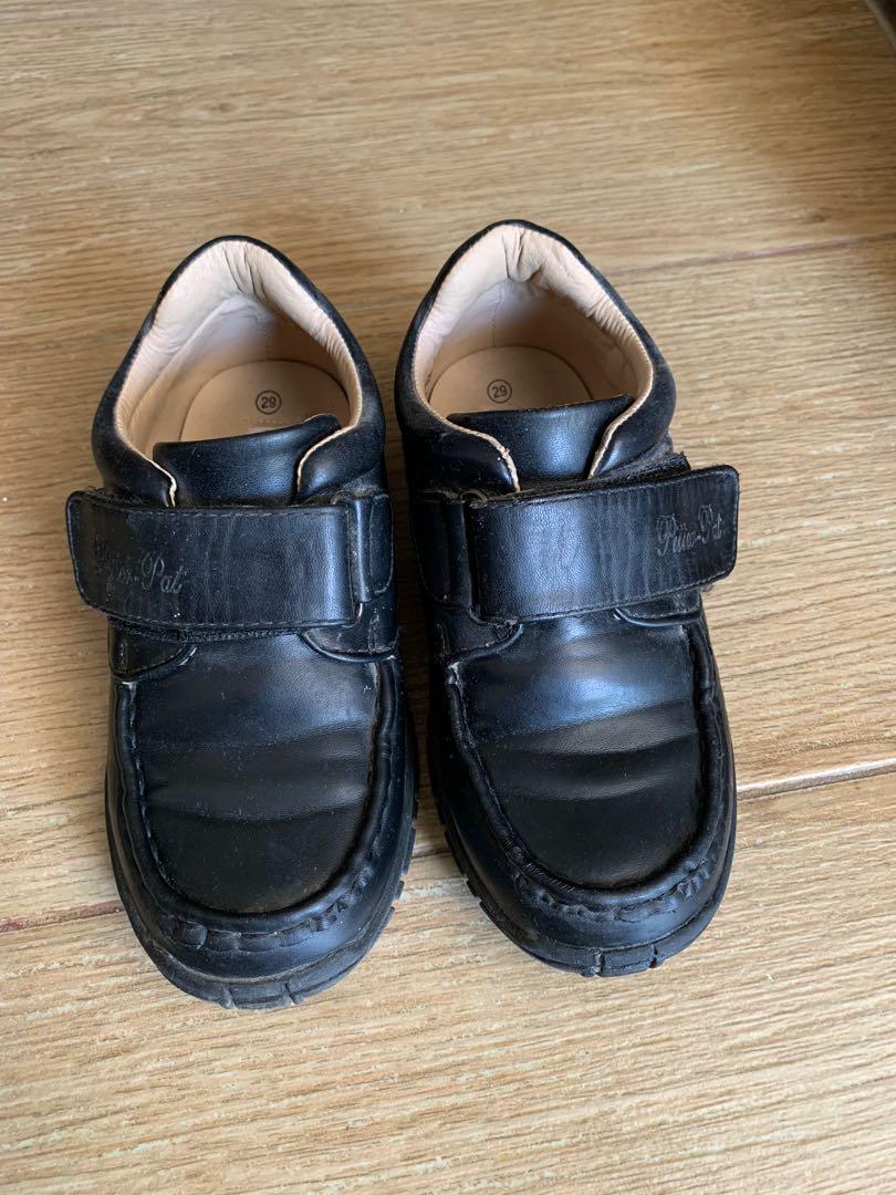 Pitter Pat School/Leather Shoes (Category: Babies & Kids Fashion) located in Tuguegarao City. Submitted by lenagams (Listing ID 1160051717, Image 1). Description: Slightly used only. No flaws 16.5cm insole/ size 29 Needs minor cleaning only Slightly nego just send dm.