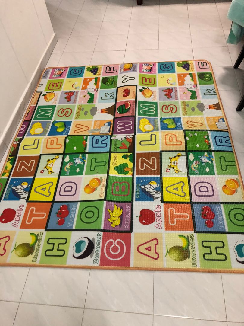 Portable floor play mat, Babies & Kids, Baby Nursery & Kids Furniture