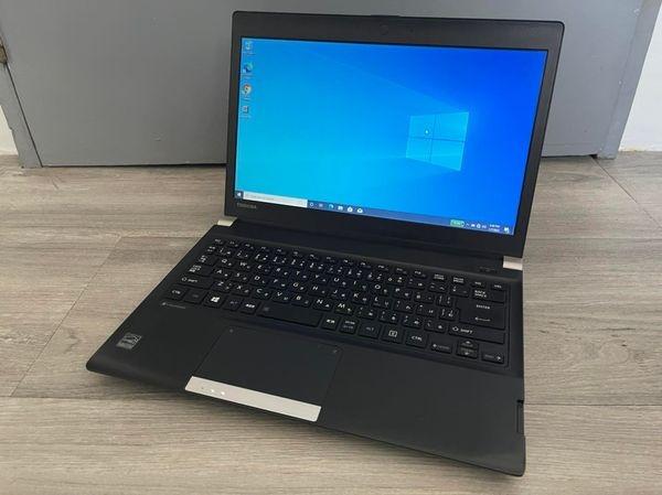 Preloved Laptop Toshiba Dynabook R734 13.3inch / i5-4310m 4th Gen 