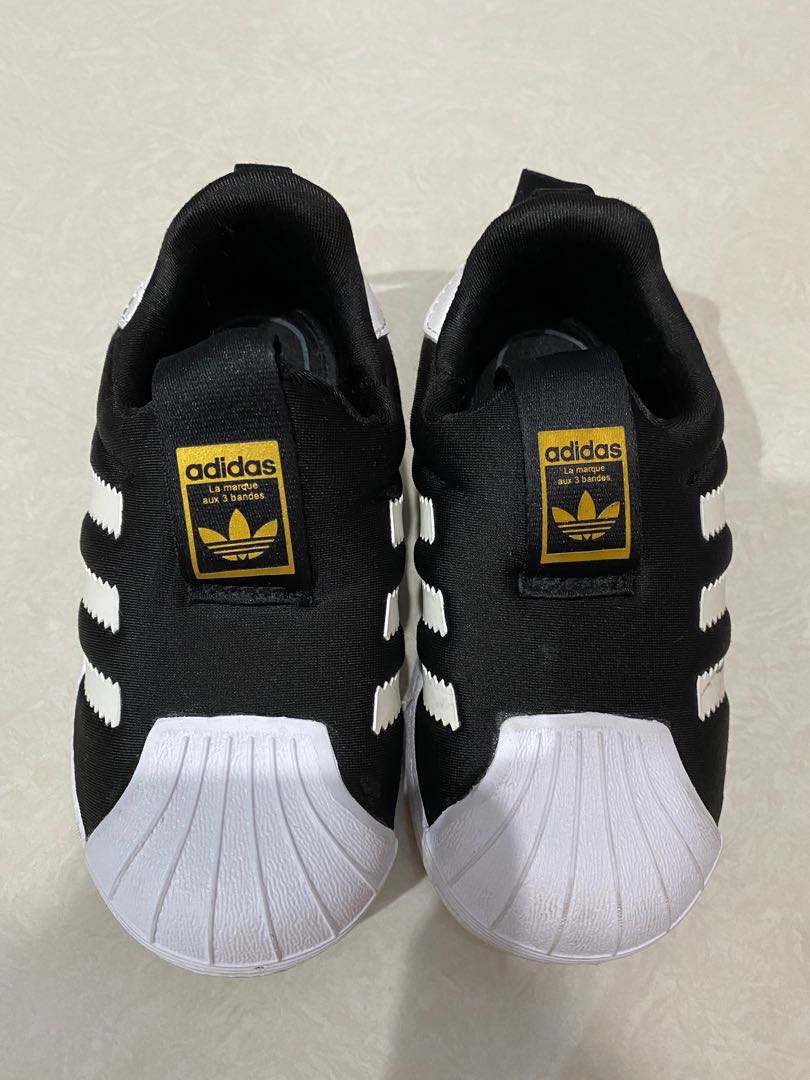 Sepatu Adidas Superstar size US 7,5K 
