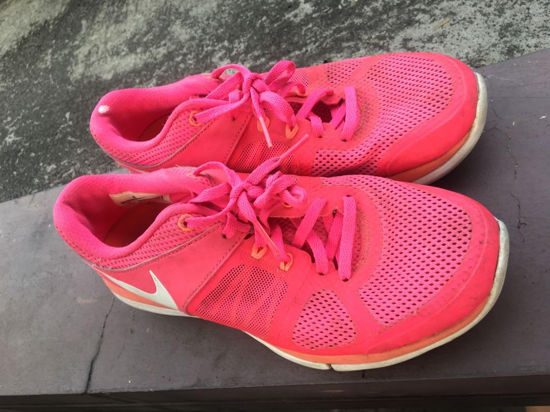 nike flex runner womens black