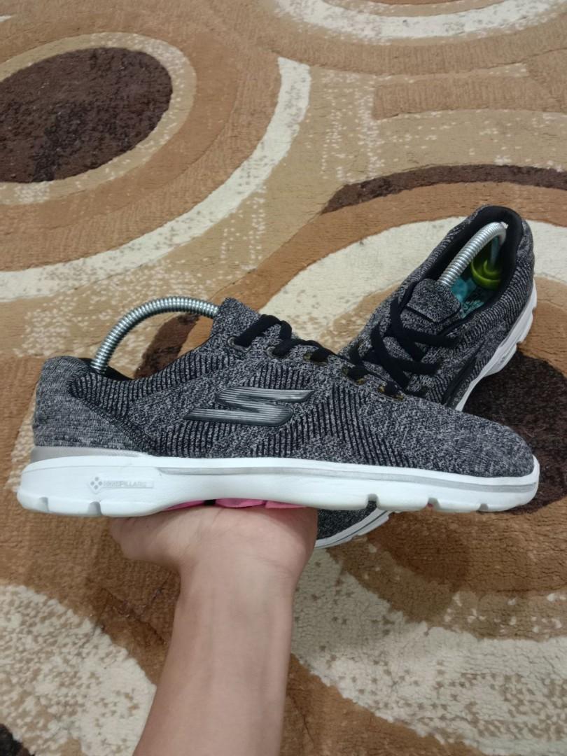 Skechers goga new arrivals plus+