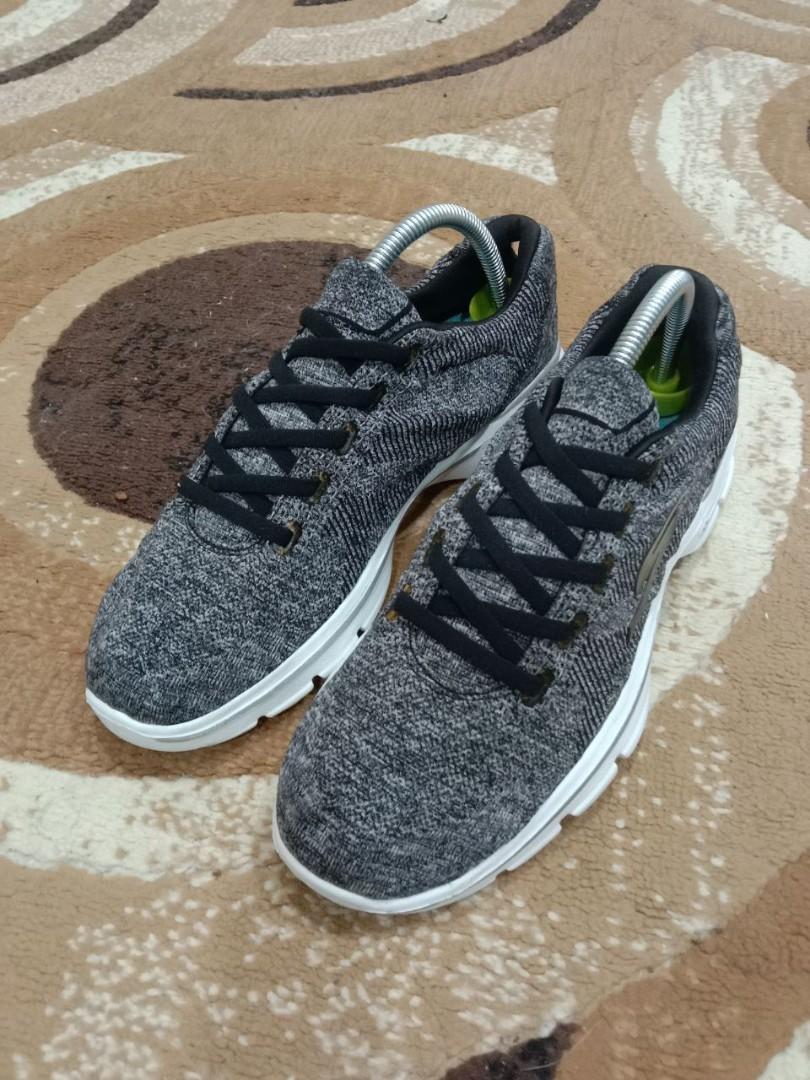 Skechers goga best sale plus+