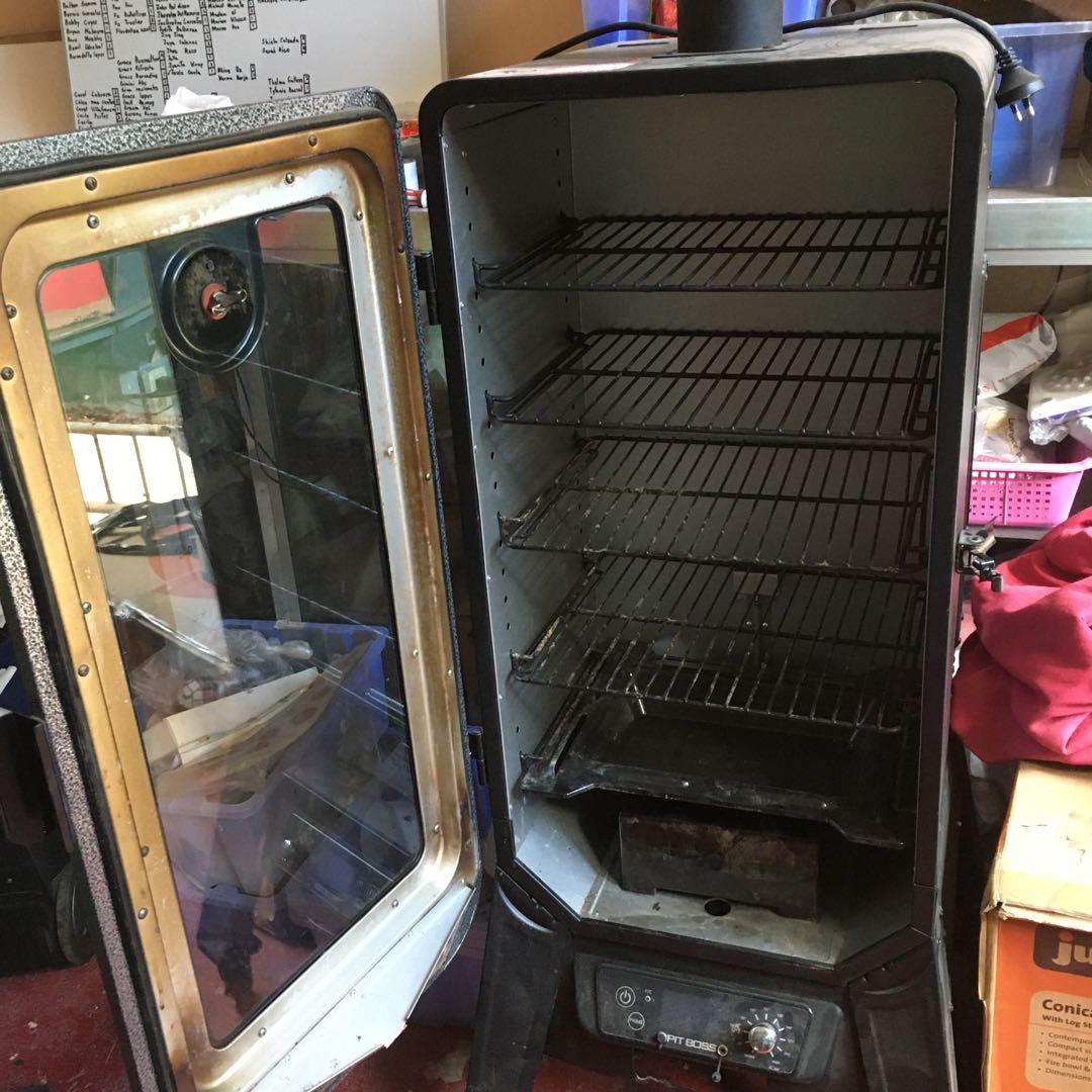 Pit Boss Smoker Oven (Category: Cookware & Accessories) located in Quezon City. Submitted by anythingthriftyph (Listing ID 1160073757, Image 3). Description: Pit boss pellet smoker 220v 100% working 721 sq in. cooking area Double-walled insulation lets you smoke from 130°F to temperatures reaching 420°F 4 porcelain-coated cooking racks Large viewing window 1 meat probe included 18 hour smoke duration Digital controller 40lb. Hopper capacity.