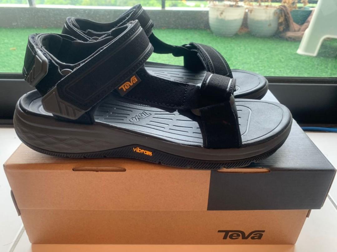Teva strata top